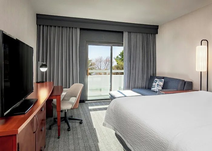 Courtyard By Marriott Boston Andover
