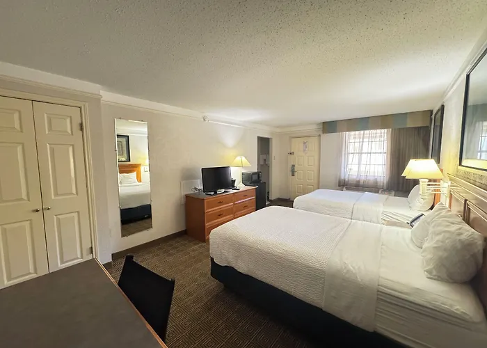 Rodeway Inn