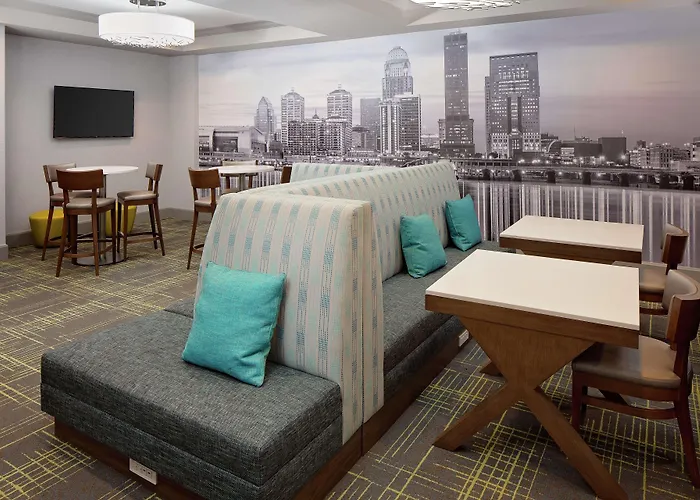 Hampton Inn Louisville Downtown