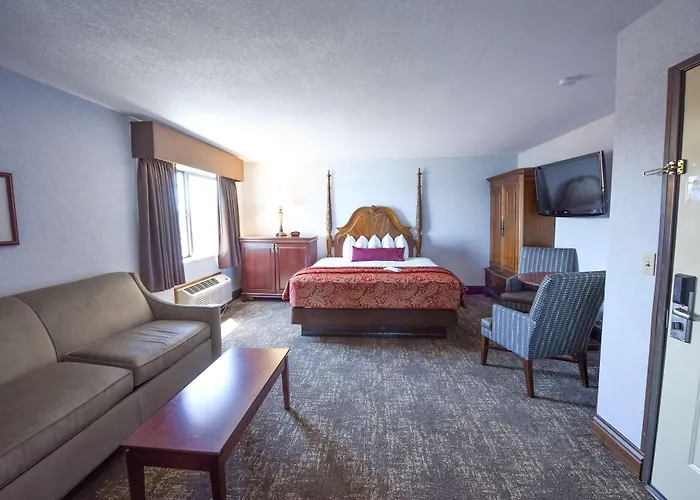 Best Western Plus Dockside Waterfront Inn Mackinaw City