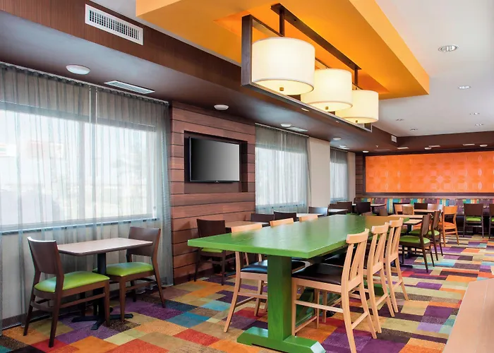 Fairfield Inn & Suites Waco South