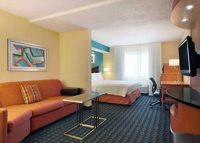 Fairfield Inn & Suites Waco South