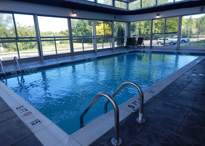 Holiday Inn Express Milford By Ihg