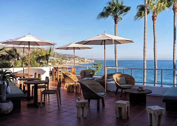 Casa Loma Beach Hotel