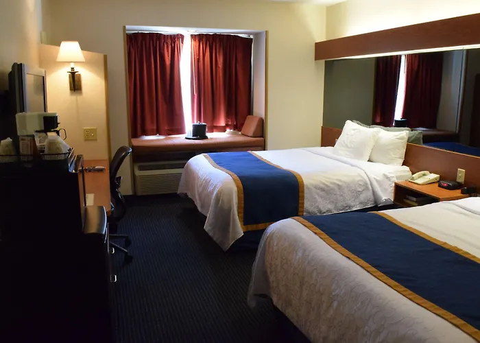 Inn At The Finger Lakes Auburn