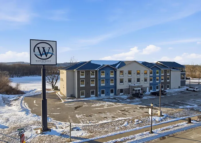 Waterfront Hotel
