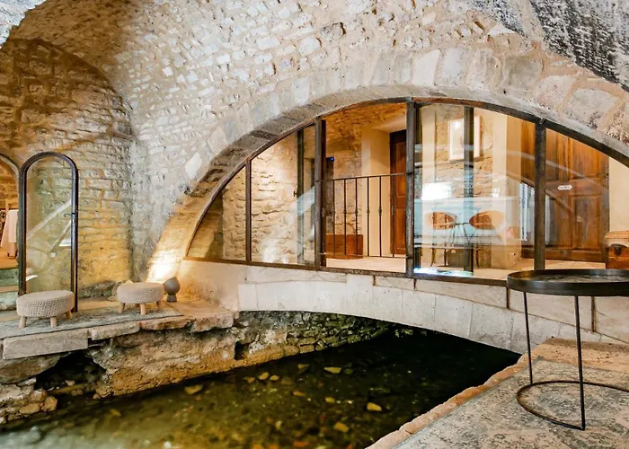 La Prévôté - Hôtel Particulier&Restaurant LʼIsle-sur-la-Sorgue