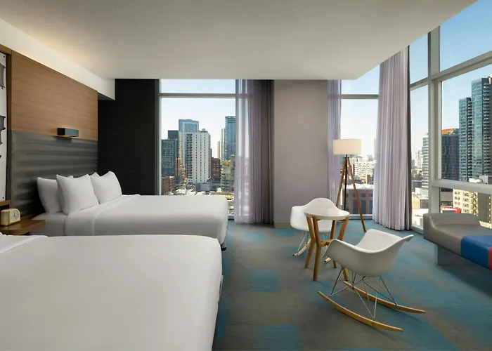 Aloft Chicago Downtown River North
