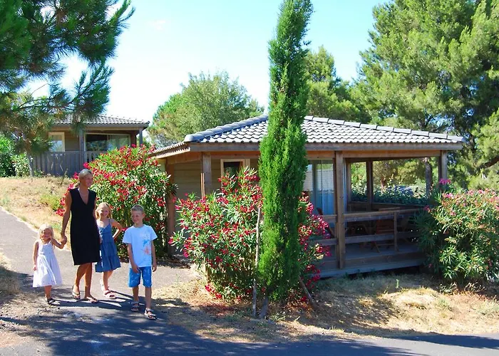 Lagrange Grand Bleu Vacances – Résidence Les Pescalunes Agde
