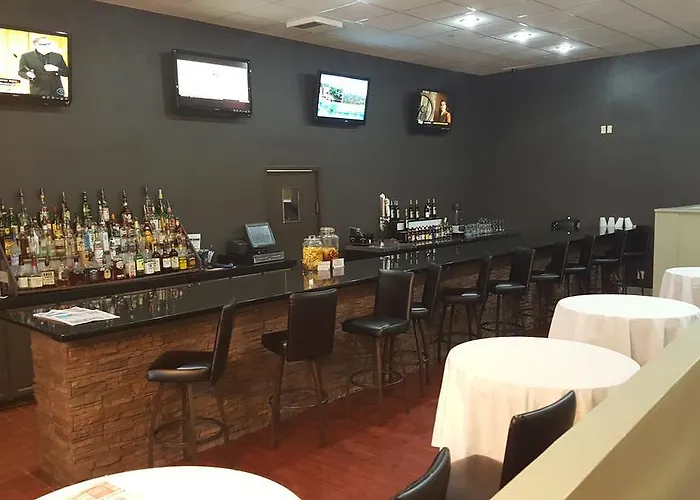 Wyndham Garden Lafayette Hotel