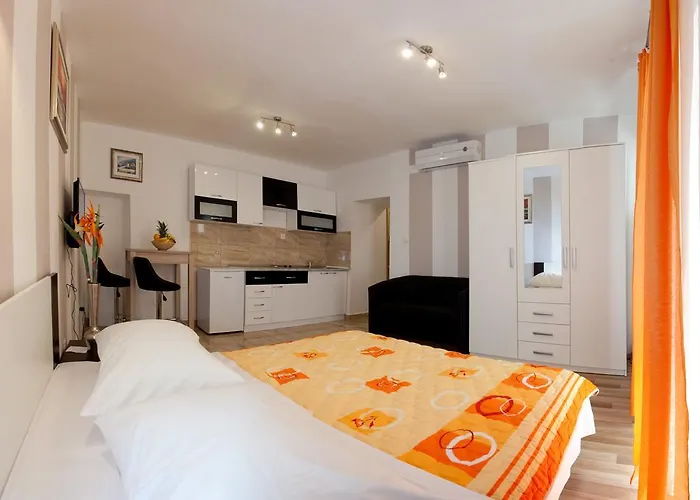 Central Luxury Rooms Izidor Split