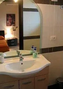 Bed and Breakfast A Casa Olimpia Giarre Tra Taormina, Etna E Catania