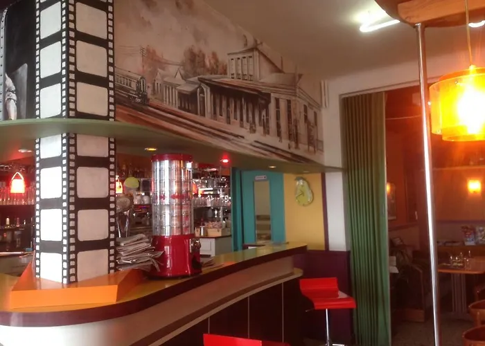 Hotel Moderne