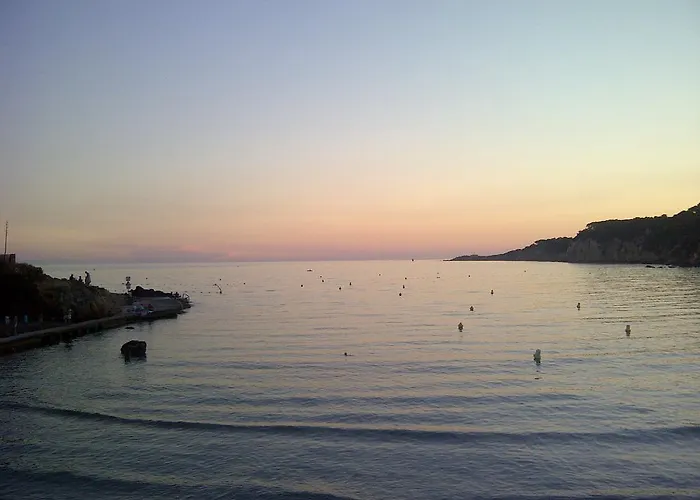 Hotel O Petit Monde à Sanary-sur-Mer