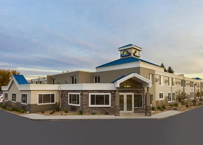 Days Inn By Wyndham Bismarck