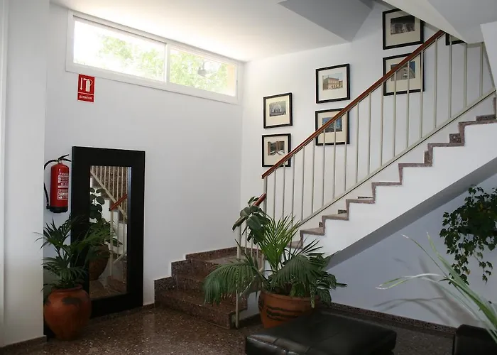 Hostal Puente de Piedra