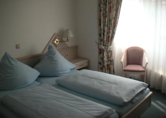 Hotel Am Stadthaus Garni Lohmar