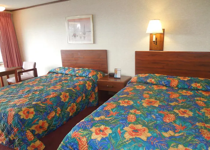 Bayshore Inn