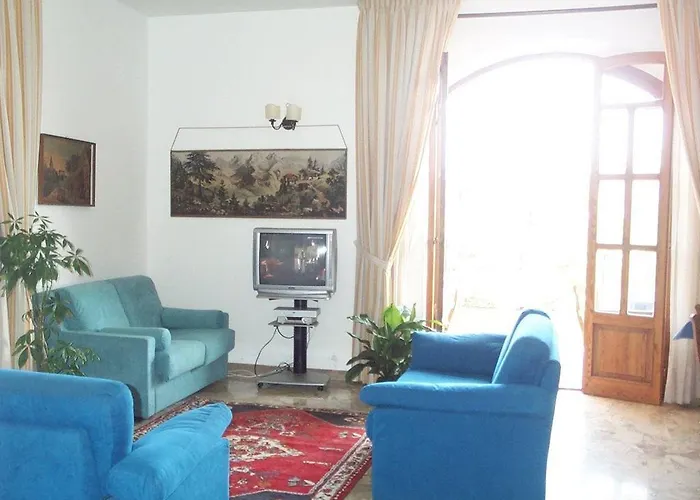 Residence Gnura Momma Locri