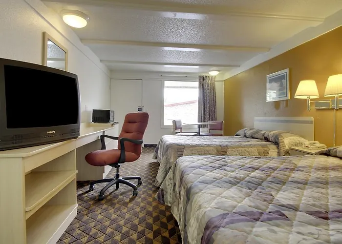 Rodeway Inn & Suites Fenton