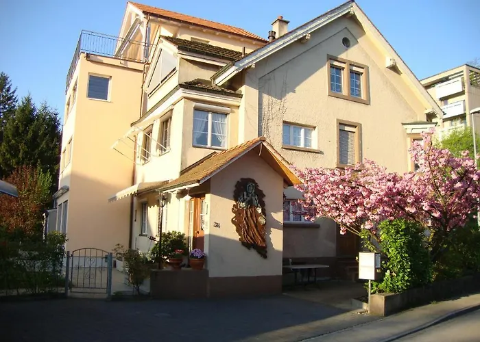 Niros Bed & Breakfast