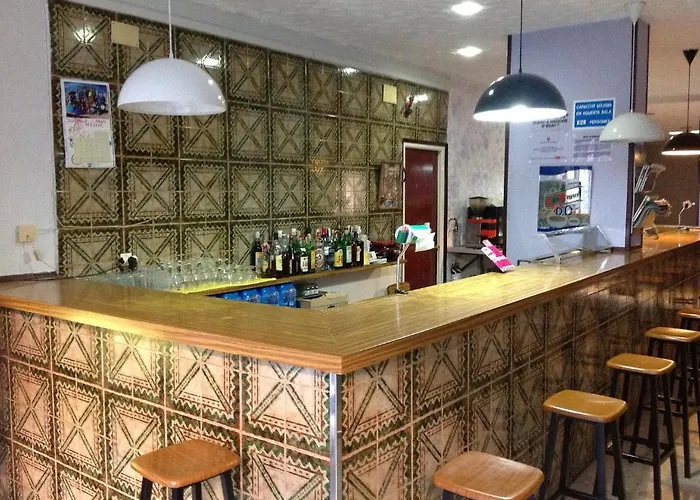 Hostel Alhambra Gerona