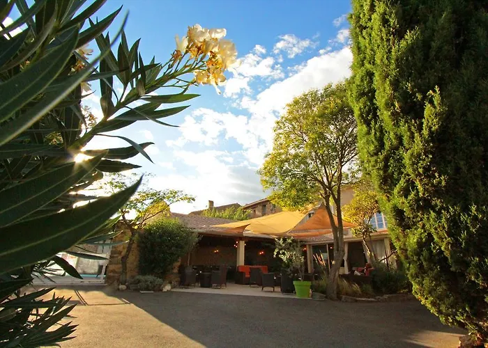 Logis Auberge Côté Jardin