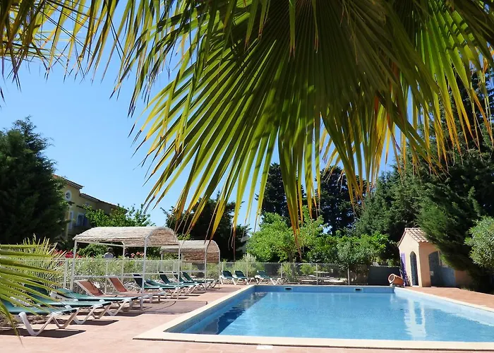 Appart'Hotel Festival Sud Aqua - Avignon Tgv