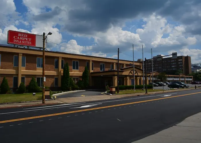 Red Carpet Inn And Suites Scranton