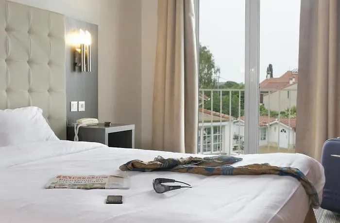 Hotel The Originals Perpignan Sud Le Grillon D'Or Le Boulou