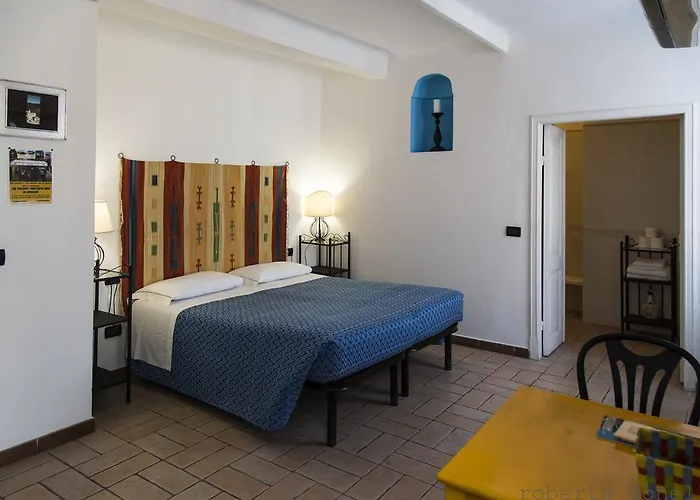 Camere Anna Vernazza
