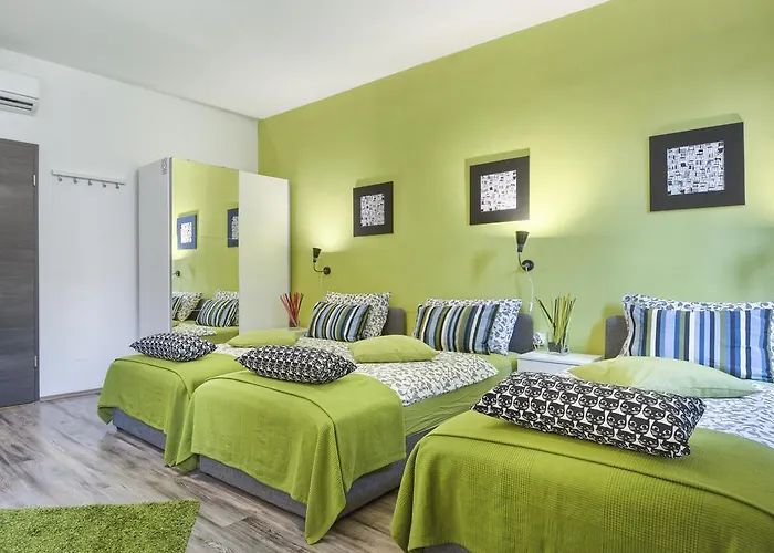 Top Center Rooms & Studio Pula