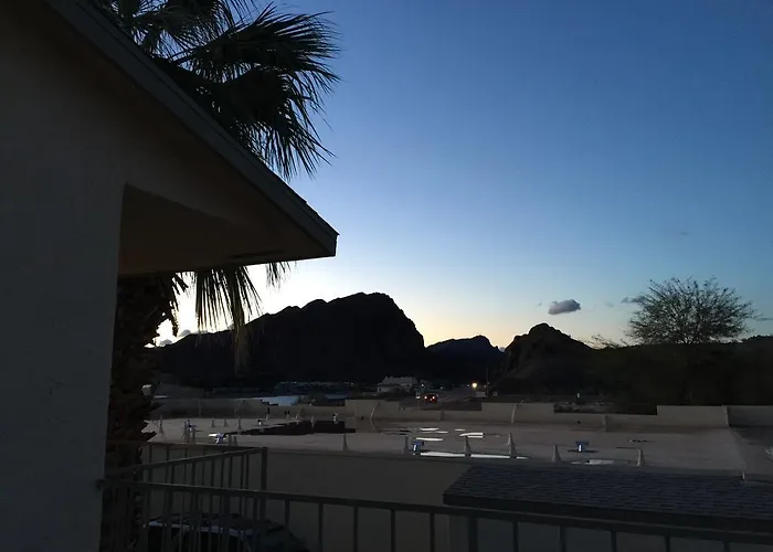 Harbour Inn