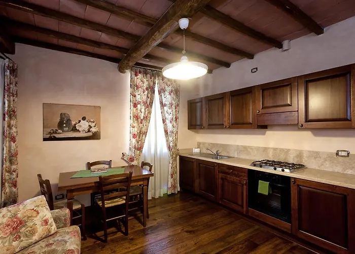 Hotel Palazzo Saloni Montalcino