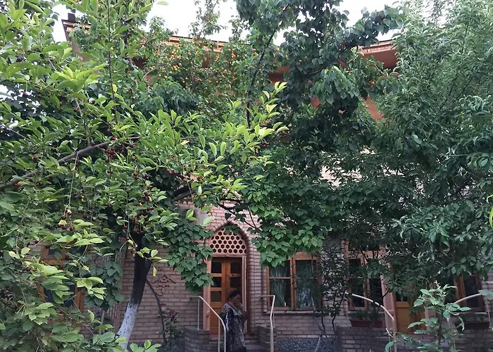 Antica Family Guest House