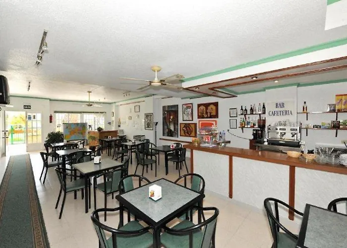 Hostal Velilla Almuñécar