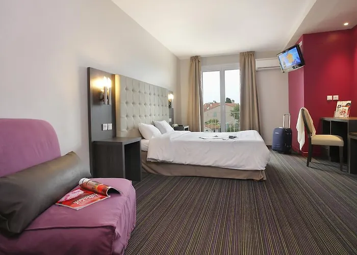 Hotel The Originals Perpignan Sud Le Grillon D'Or Le Boulou