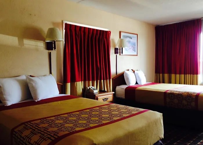 Happy Holiday Motel