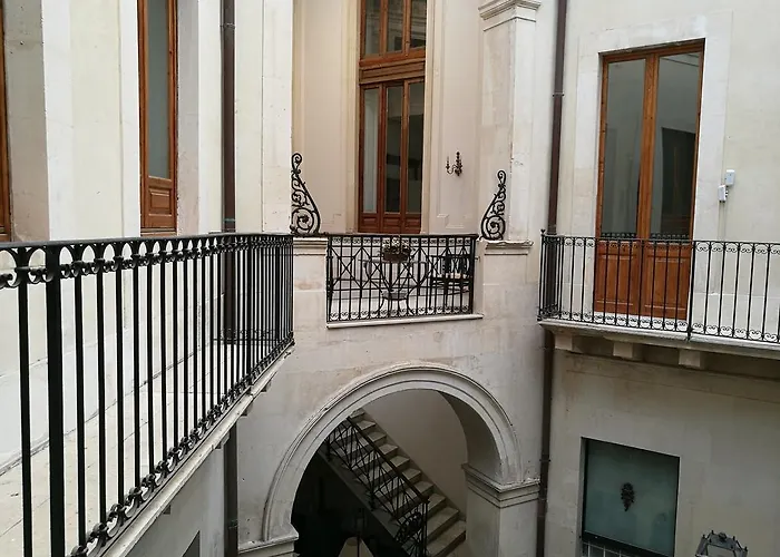 Palazzo Giaracà