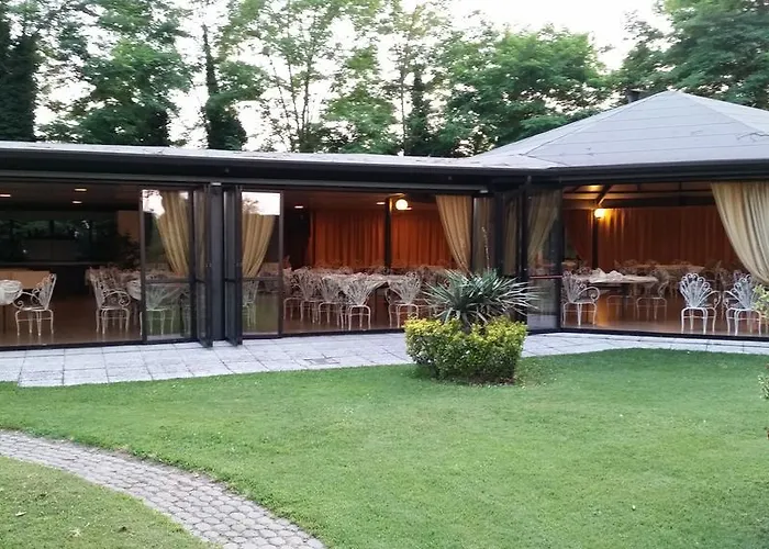 Hotel Villa Regina Ferrara