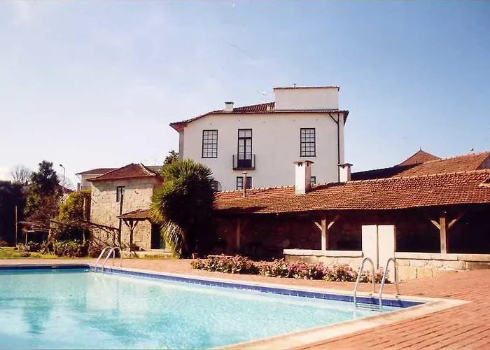 Estrebuela House Acomodação com café da manhã Paredes 