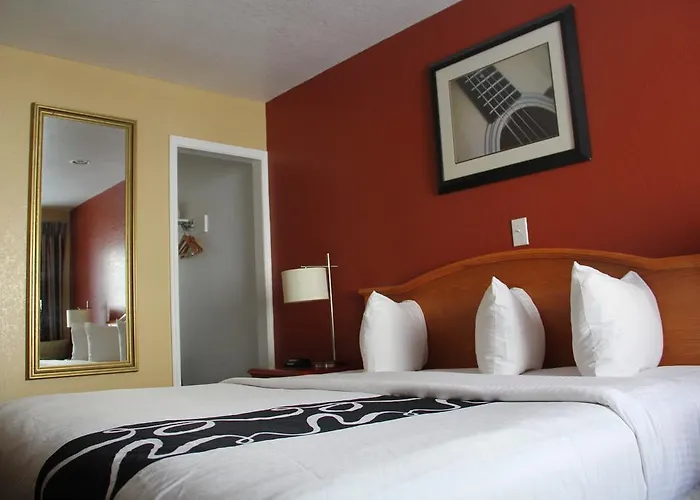 Vista Inn & Suites Beale Street Memphis
