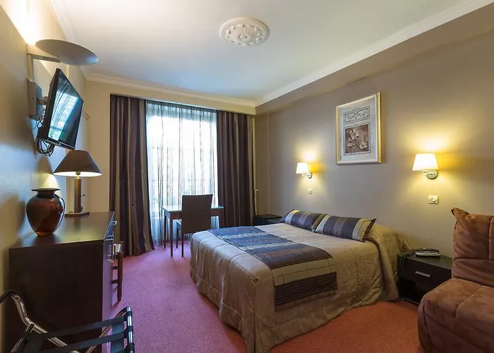 Citotel Le Plat D'Etain Poitiers