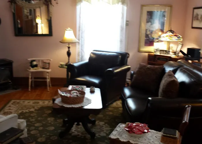 Rose & Thistle Bed & Breakfast Cooperstown