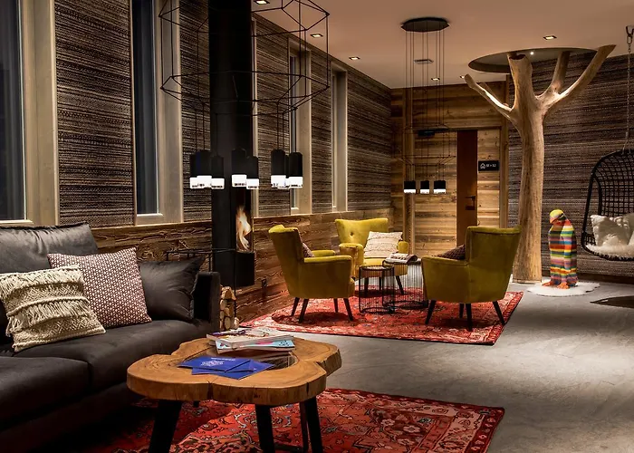 Montana Lodge