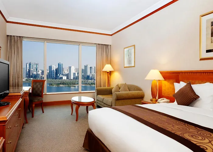 Corniche Hotel Schardscha