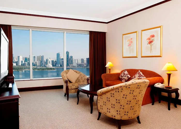 Corniche Hotel Schardscha