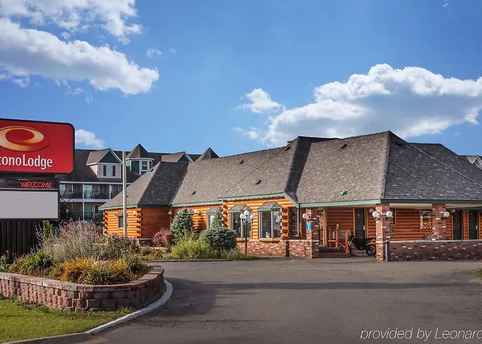 Econo Lodge Bayview Mackinaw City