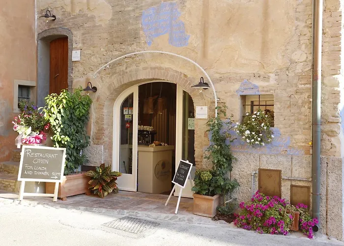 Il Maramaldo Bed&Breakfast-Restaurant Lajatico