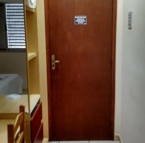 Hotel Makarena Tres Coracoes